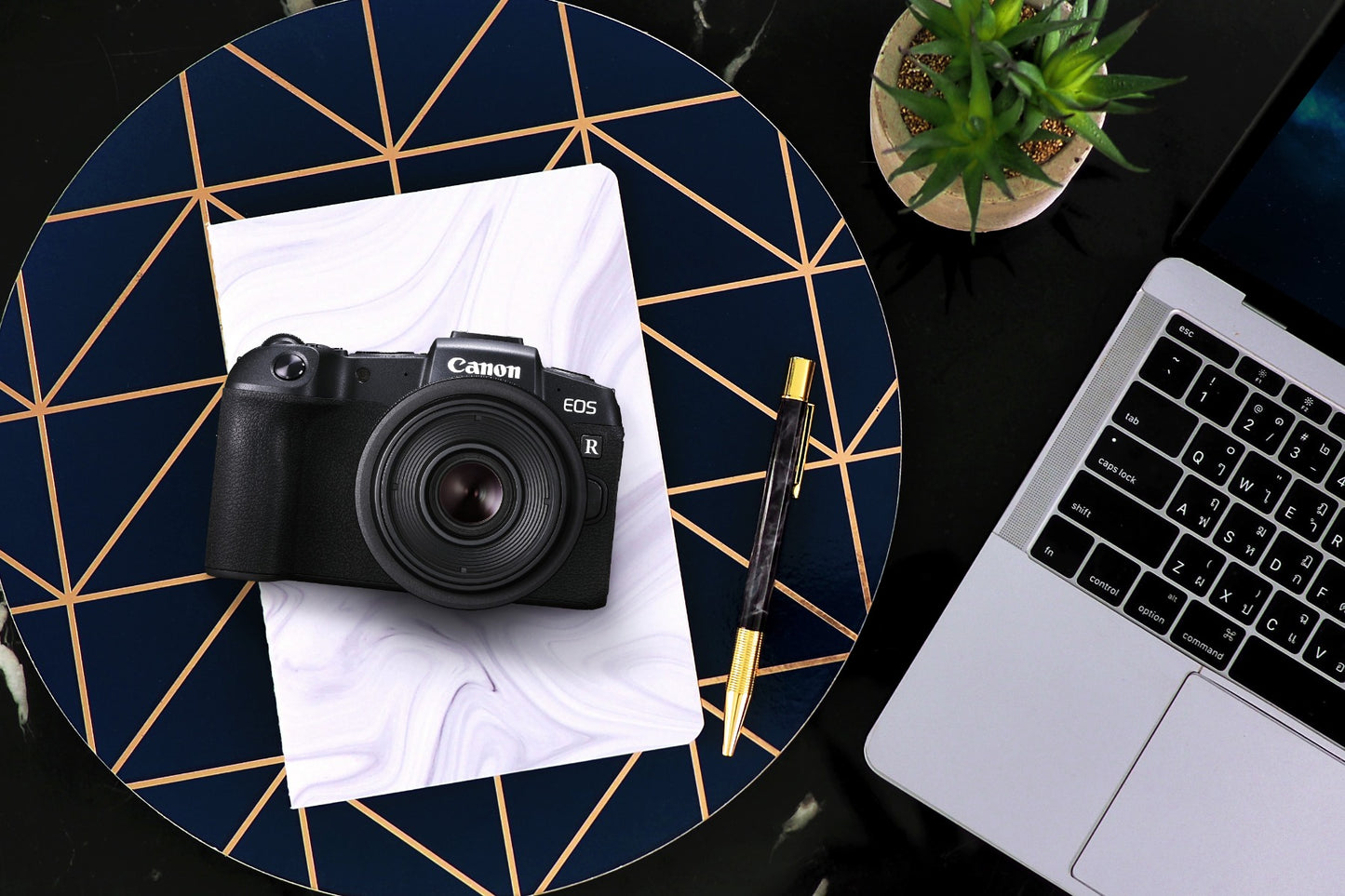 Canon EOS RP (Body) Bundle