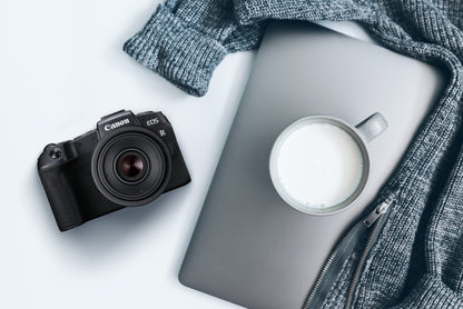 Canon EOS RP (Body) Bundle