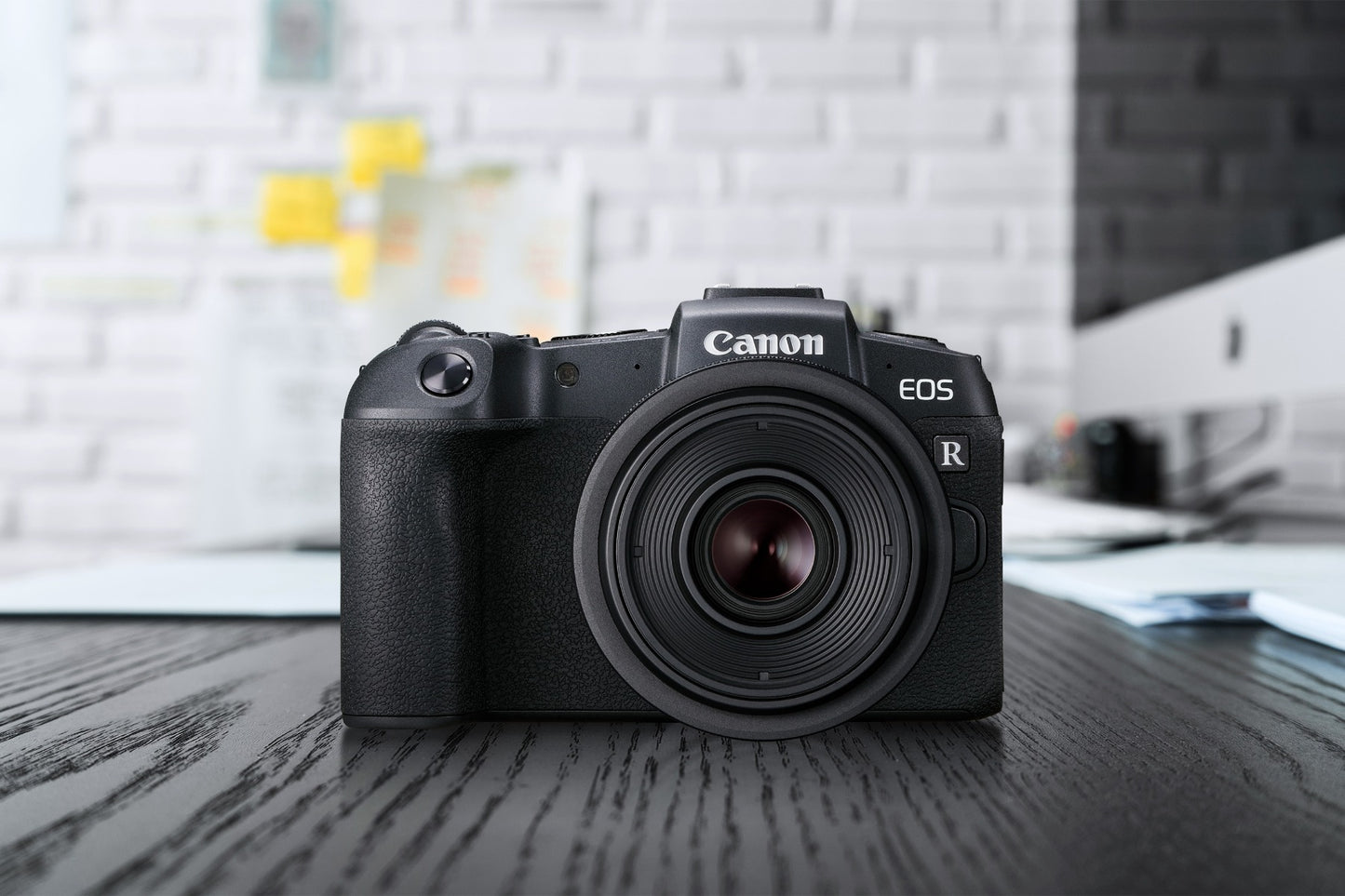 Canon EOS RP (Body) Bundle