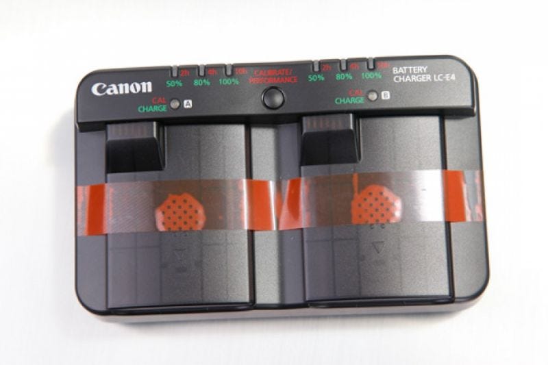 Canon Battery Charger LC-E4